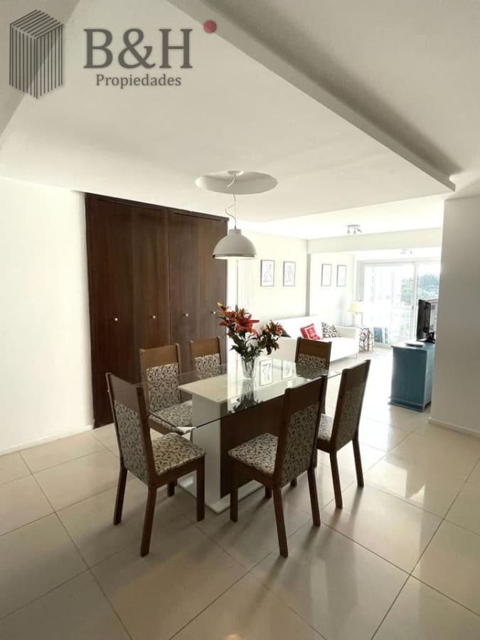 Hermoso apartamento en venta 3 dormitorios