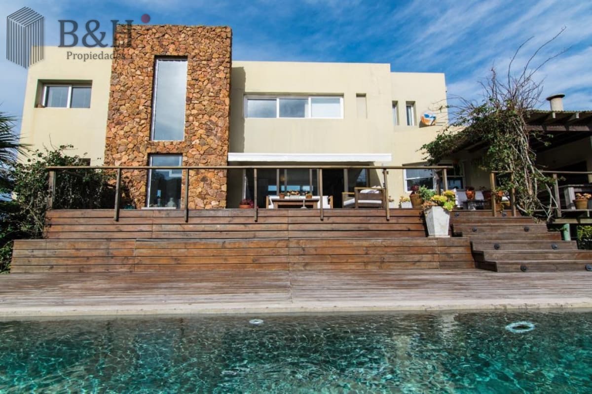 Espectacular Casa frente al mar en Santa Monica! En venta y alquiler temporal.