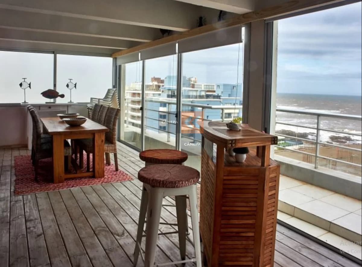 Venta Apartamento Penthouse, 2 Dormitorios, Peninsula, Punta del Este