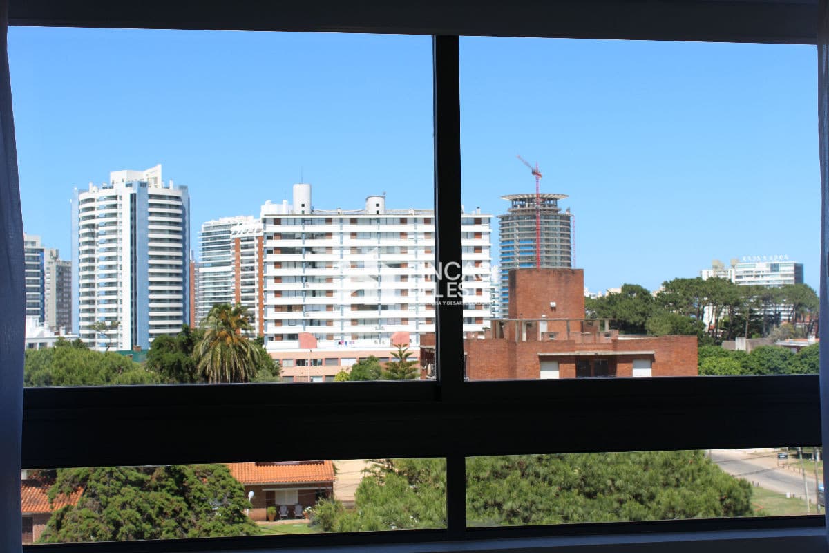 Apto monoambiente en Chronos  -