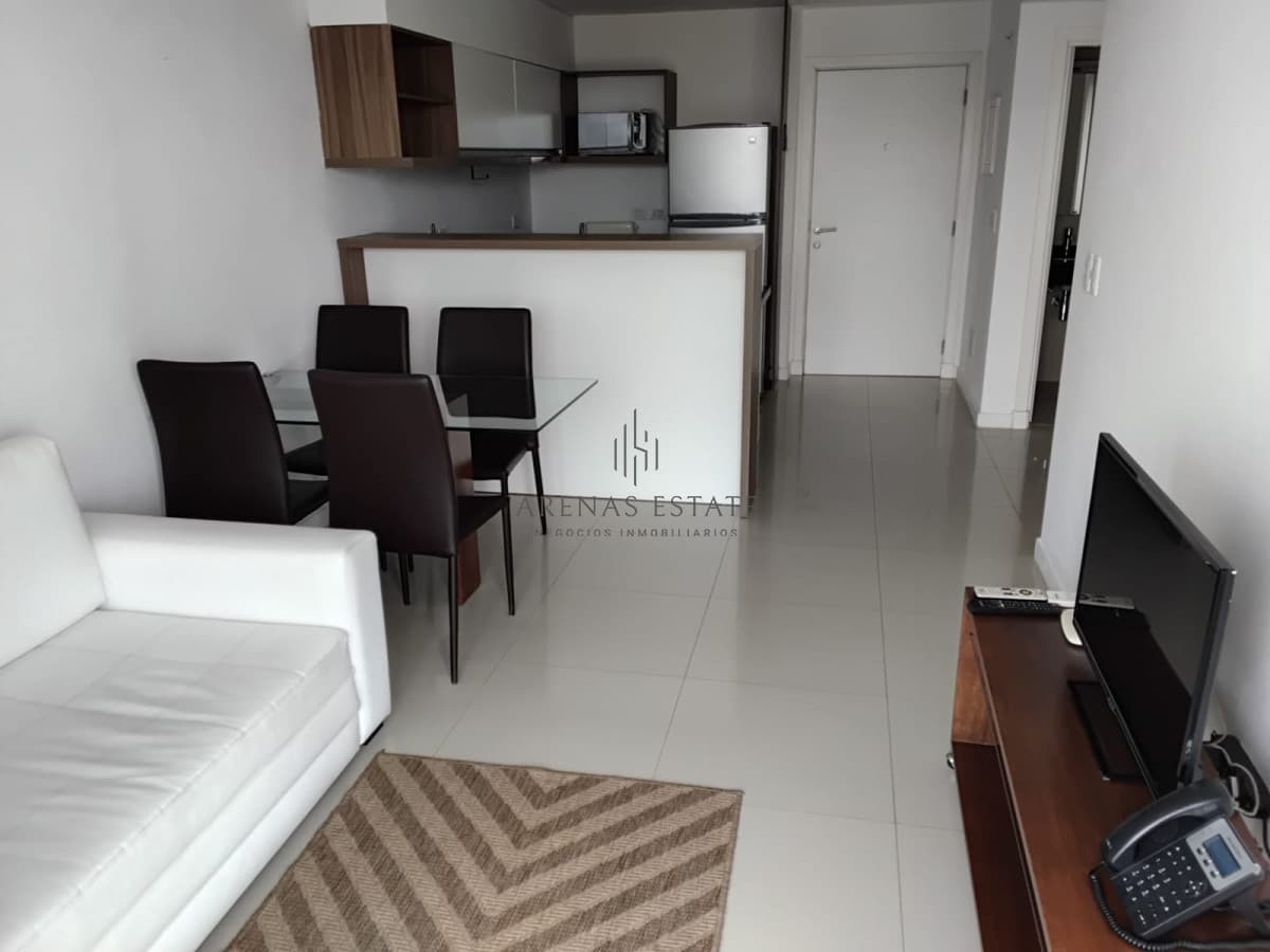 Apartamento ID.657 - Apto 1 dorm, + plus y balcón