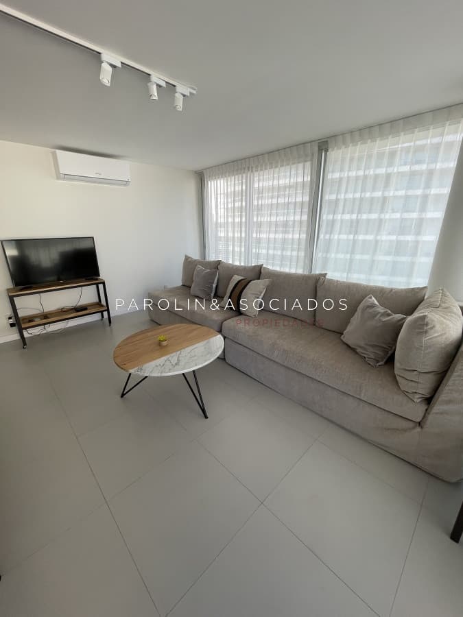 Departamento en Venta de 2 dormitorios en Edificio Saint Honore, Punta del Este