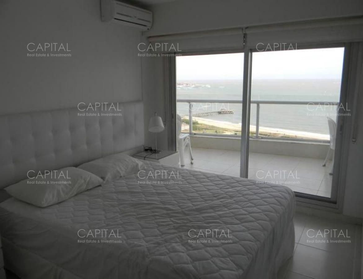 Season Tower Apartamento en venta Playa Mansa