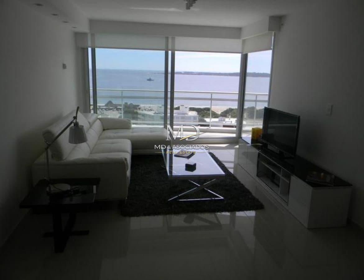 Muy lindo apartamento con vista al mar