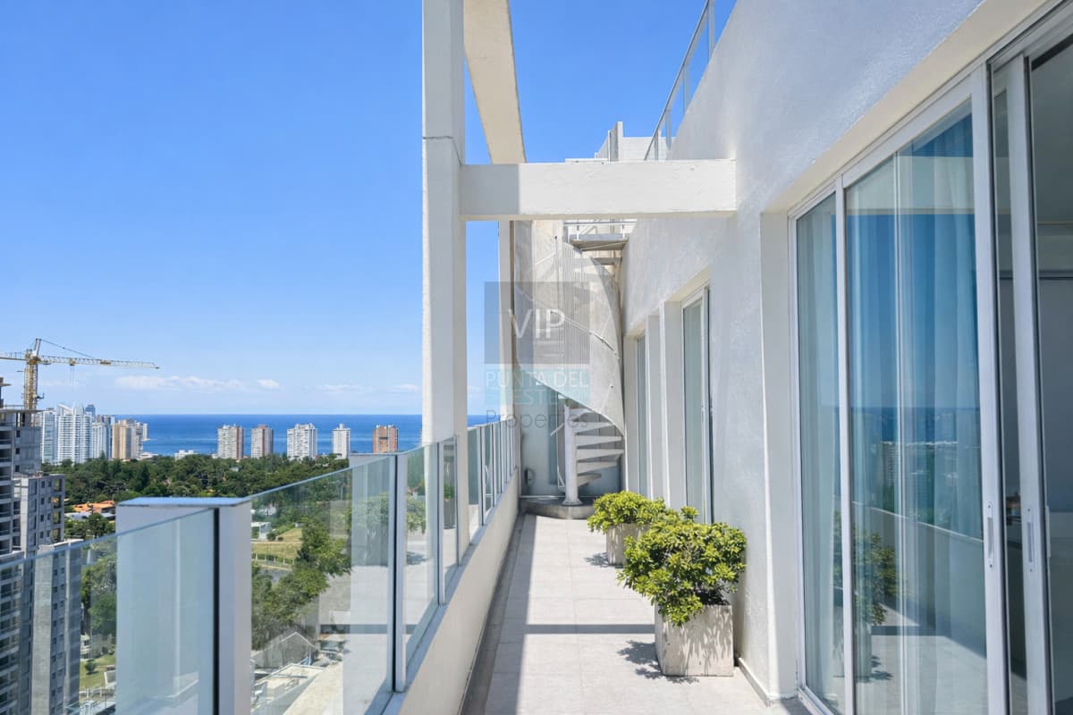 Penthouse En Torre Yoo
