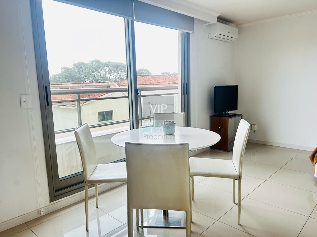 Venta Monoambiente Punta del Este Con servicios