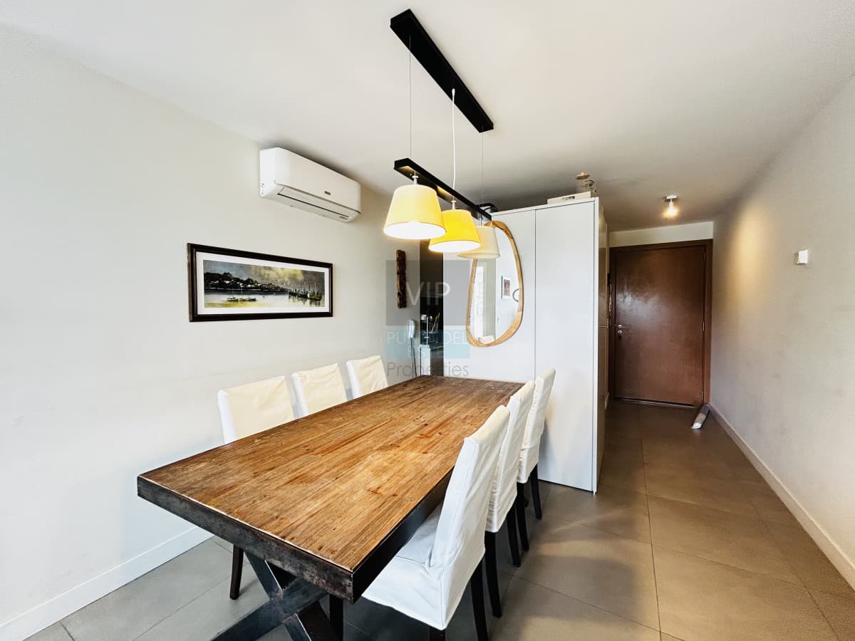 Apartamento 1 dormitorio y 2 baños con balcón Roosevelt - Punta del Este