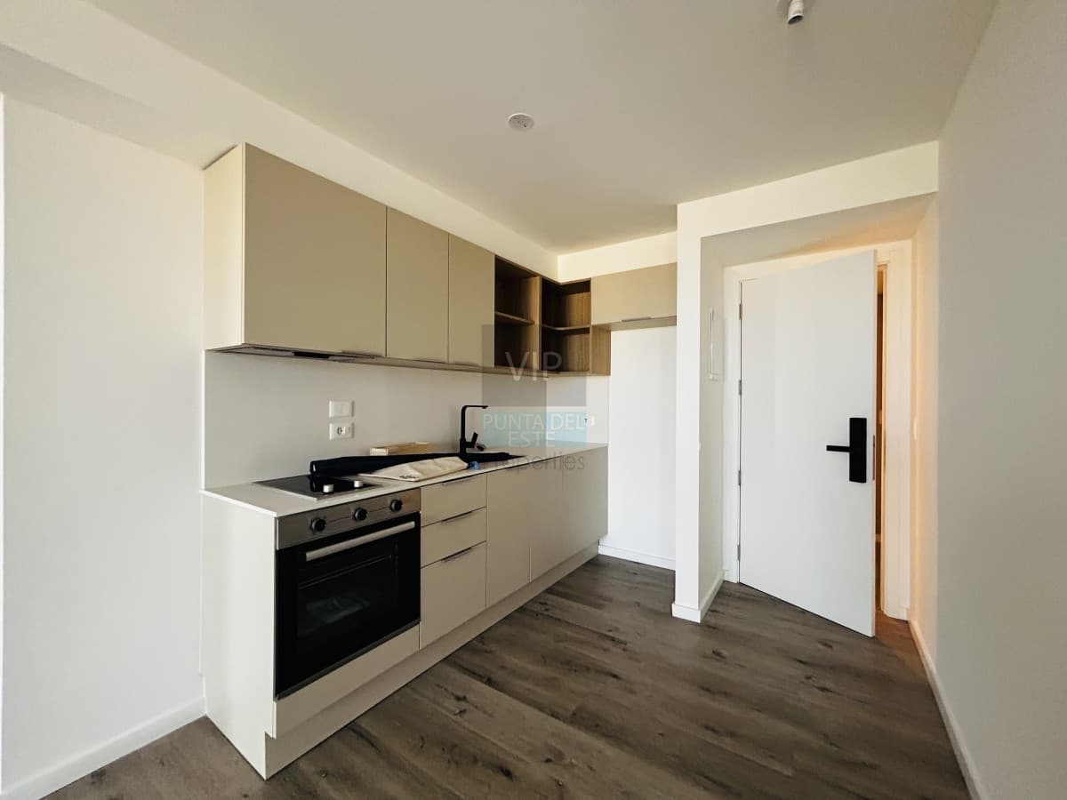 Venta apartamento 2 dormitorios -Roosevelt Punta del Este