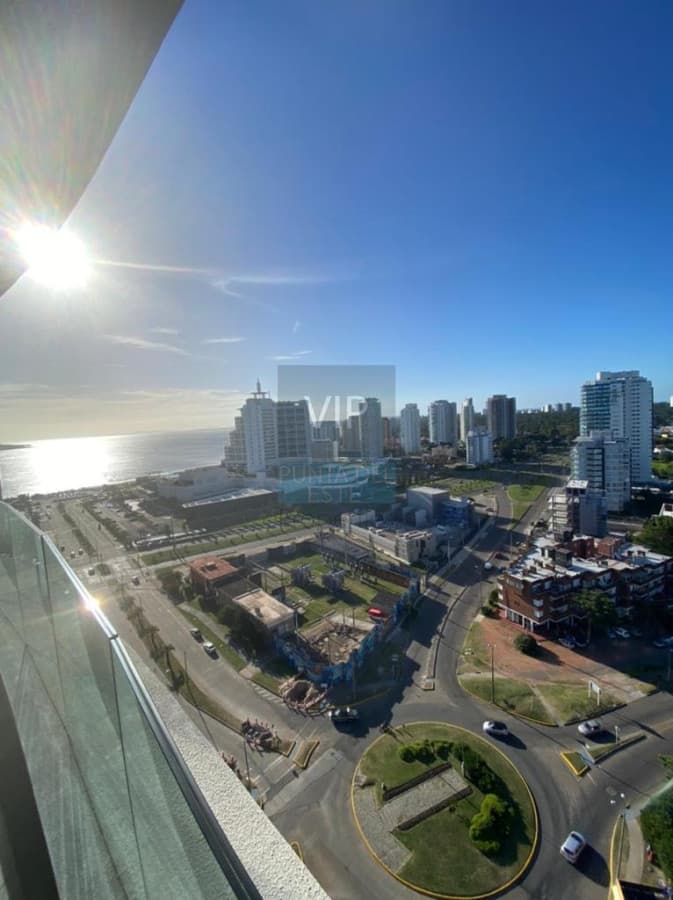 Alquilo departamento de 3 suites con vista al mar