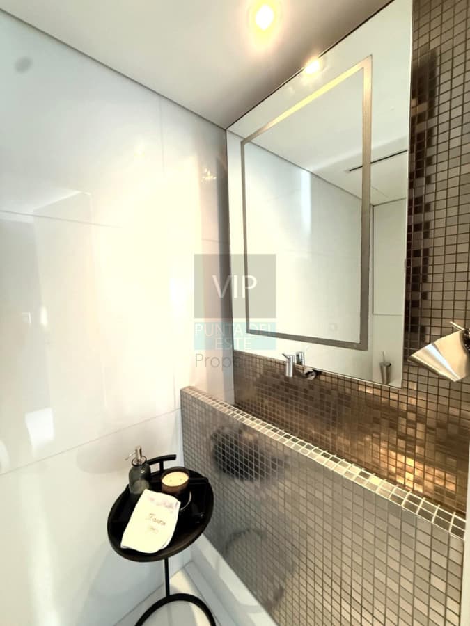 Penthouse exclusivo en Edificio Mythos | Vista plena al mar