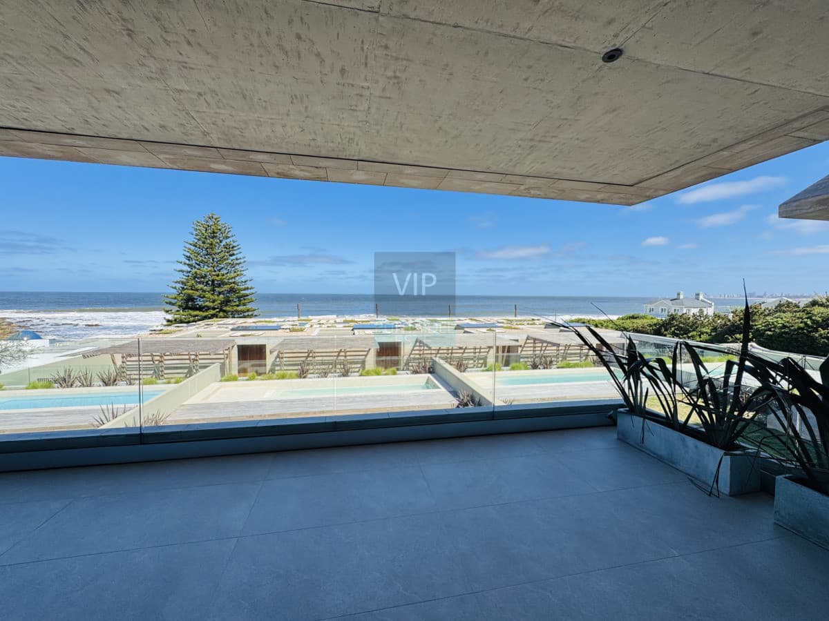 Apartamento Venta 3 dormitorios en La Barra Con Vista al Mar