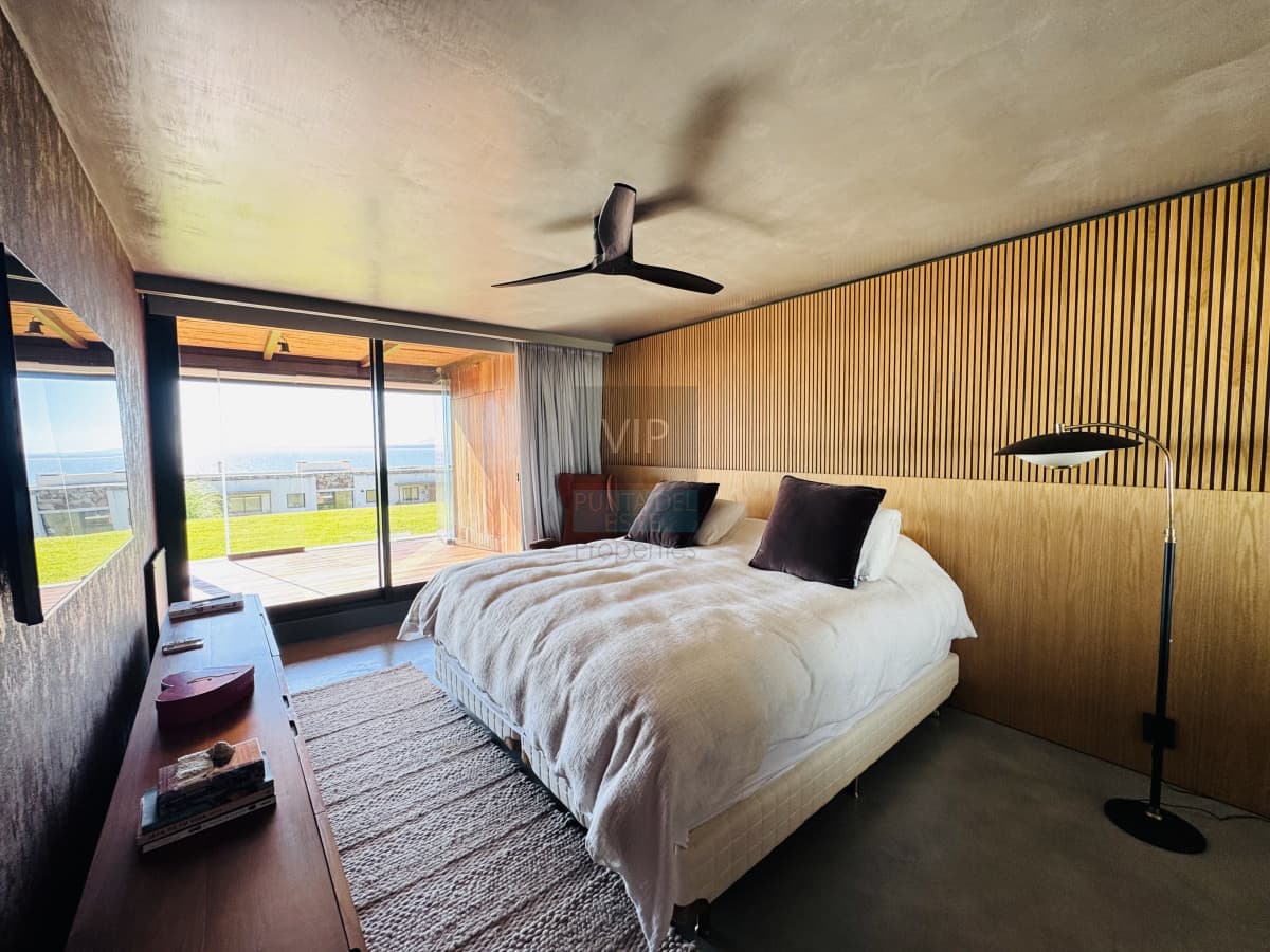 Apartamento 2 dormitorios con vista y parrillero en Punta Ballena