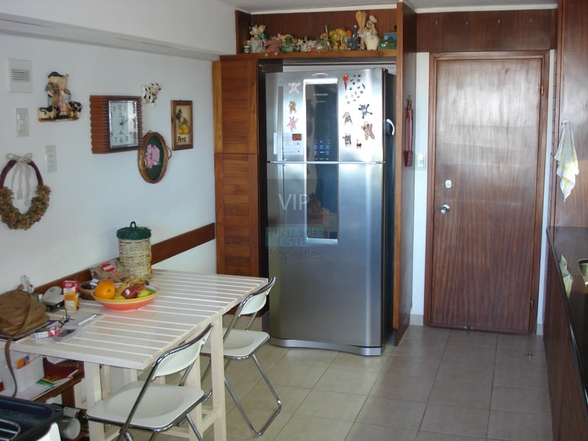 Venta Apartamento 3 dormitorios y Servicio Reciclado Punta del Este