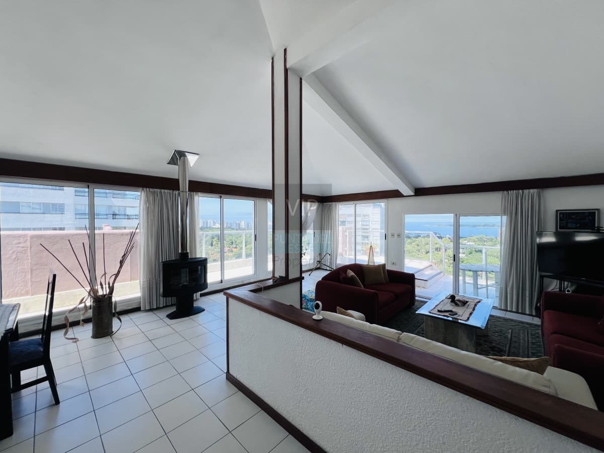Penthouse en venta en Punta del Este con vista