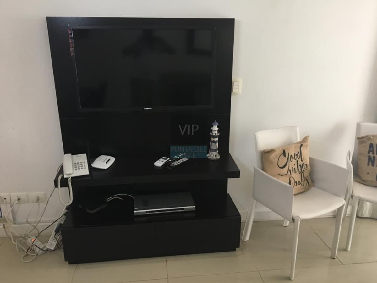 Vendo departamento de 1 dormitorio con parrillero propio
