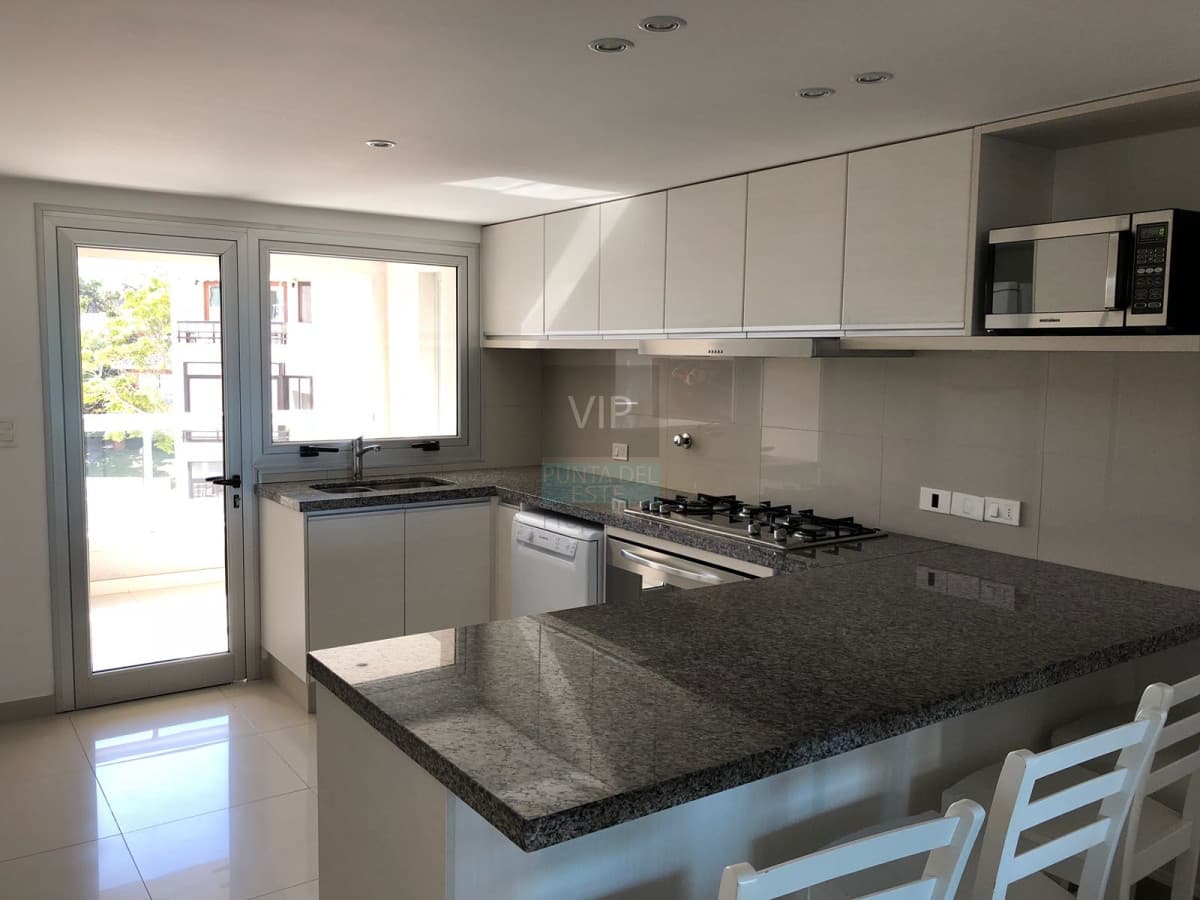 Apartamento de 3 dormitorios en Aidy Grill - Punta del Este