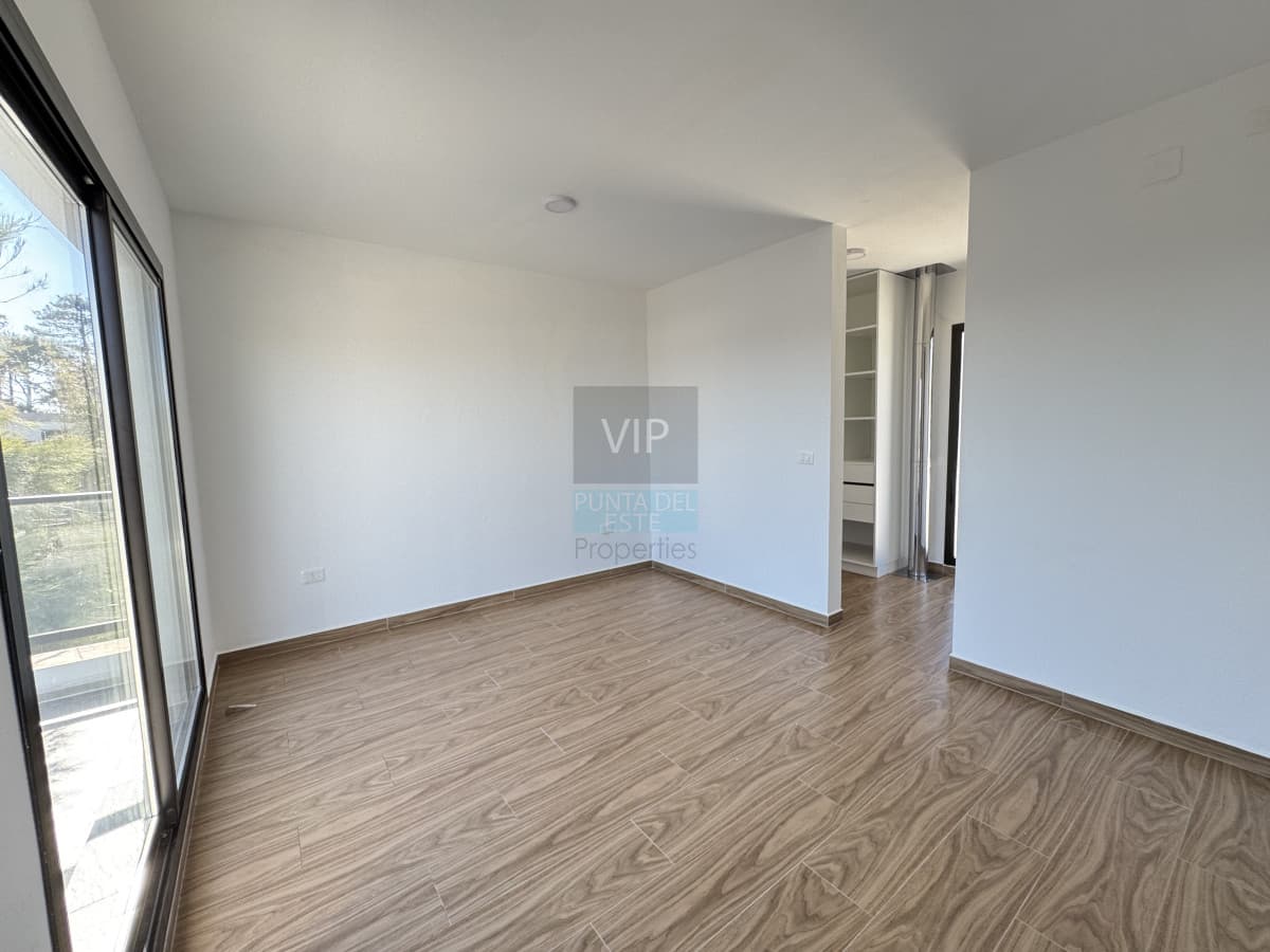 Venta Casa 3 dormitorios Con Piscina Punta Colorada - Piriapolis