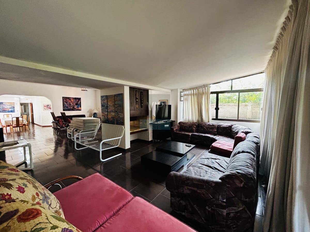 Casa de 5 dormitorios en playa mansa, Punta del Este