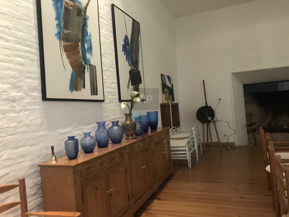 Vendo excepcional casa de 4 suites en el Golf