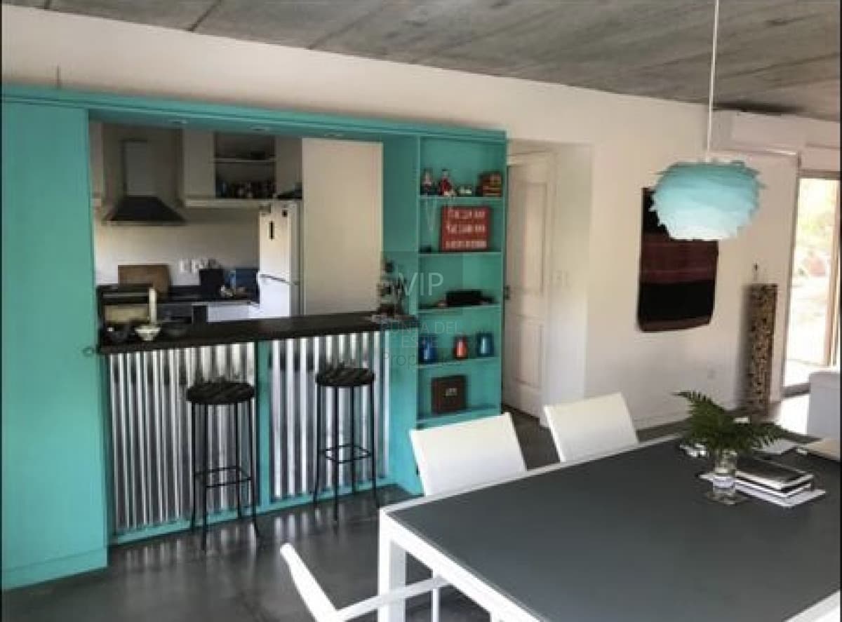 Vendo hermosa propiedad en Montoya de 3 suites con vista al mar