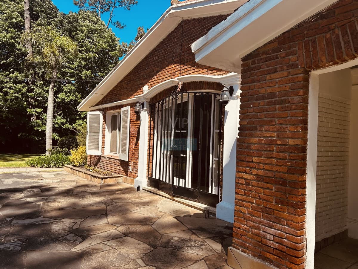 Venta casa 5 dormitorios Playa Mansa