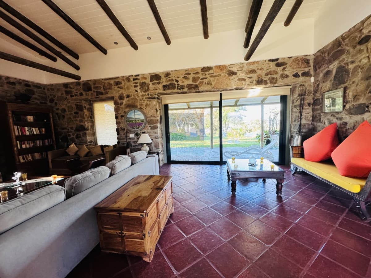 Chacra en Venta 5 hectáreas Pueblo Edén con olivos