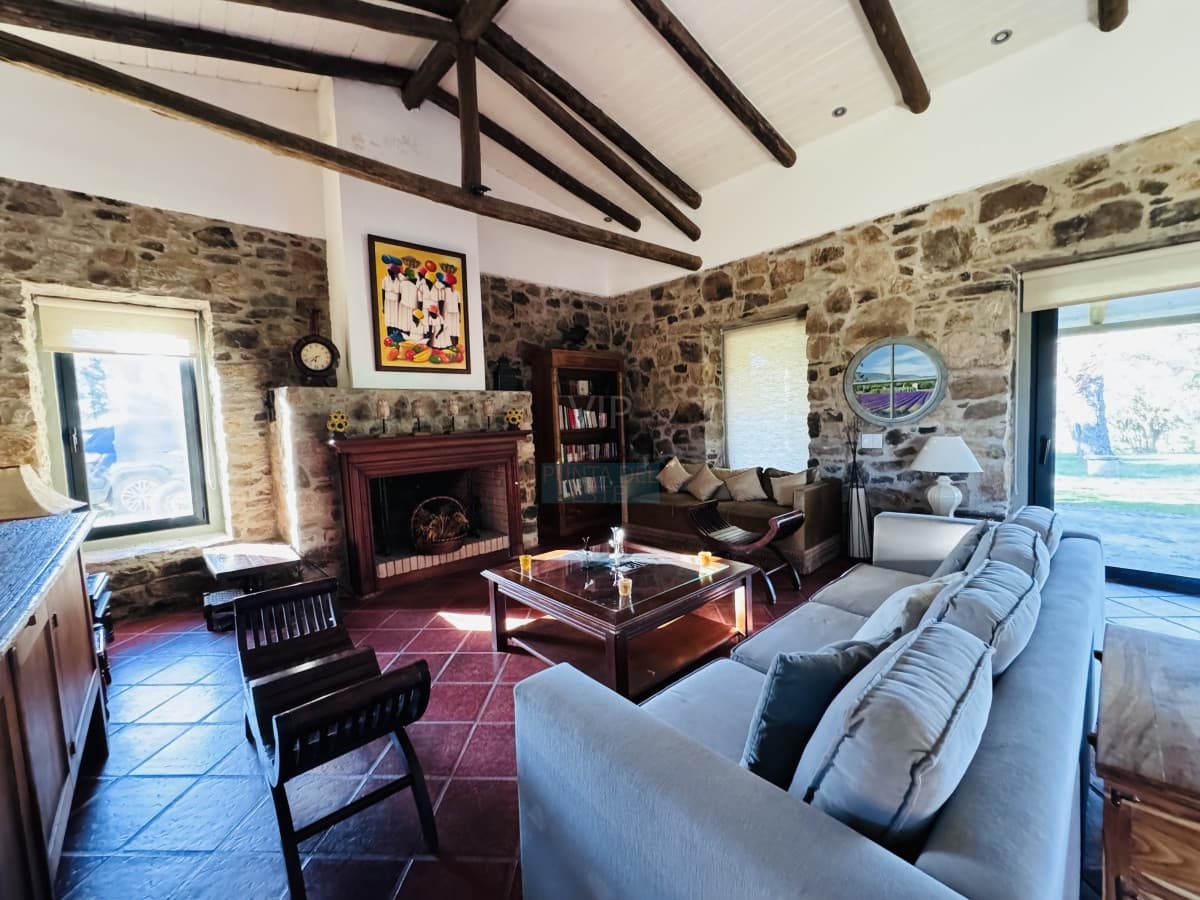 Chacra en Venta 5 hectáreas Pueblo Edén con olivos