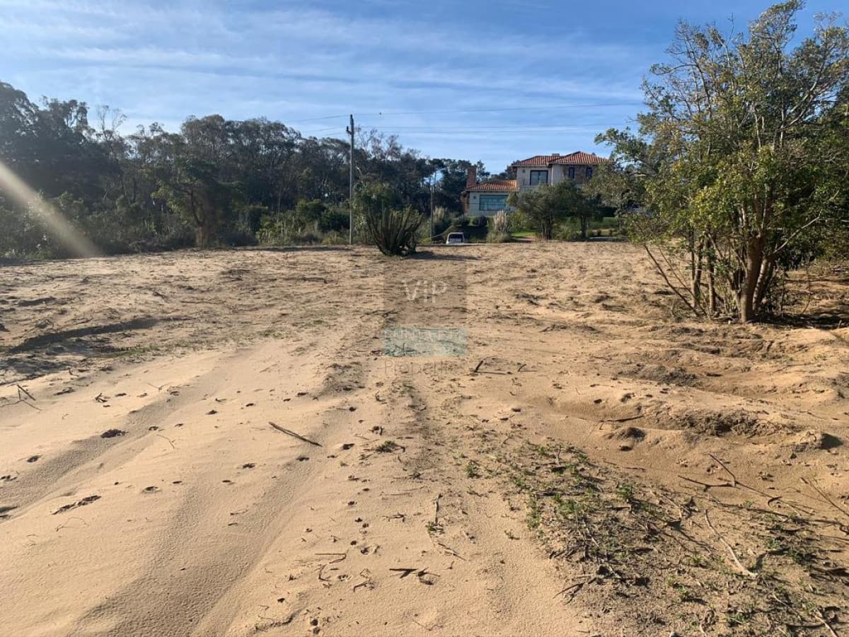 Venta terreno en La Barra - Punta del Este