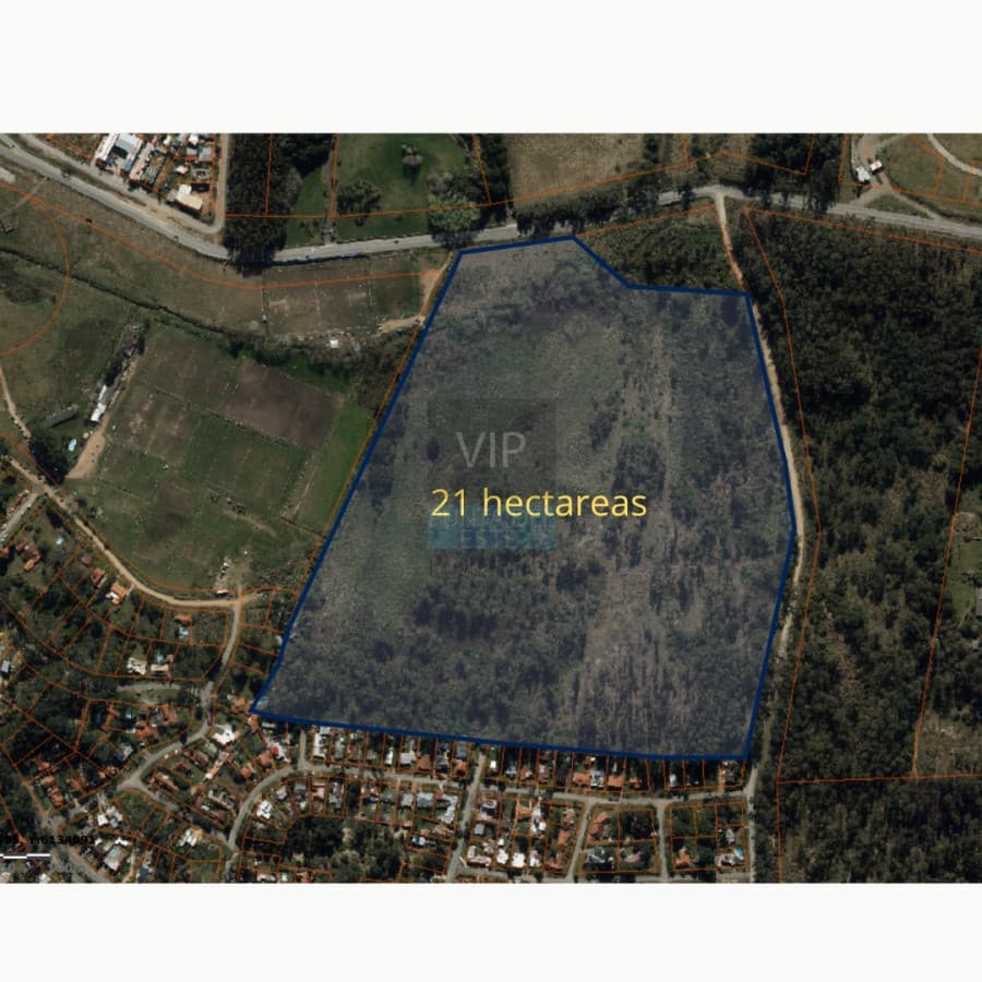 Vendo importante lote de gran dimensión para desarrollo en Punto estratégico, Punta del Este.