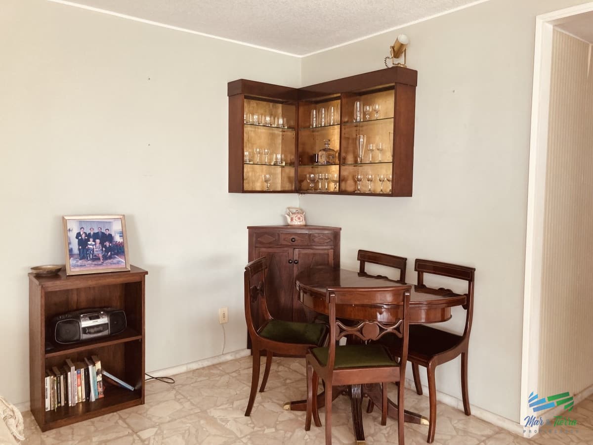 Vendo departamento de 3 dormitorios en importante edificio con vista al mar