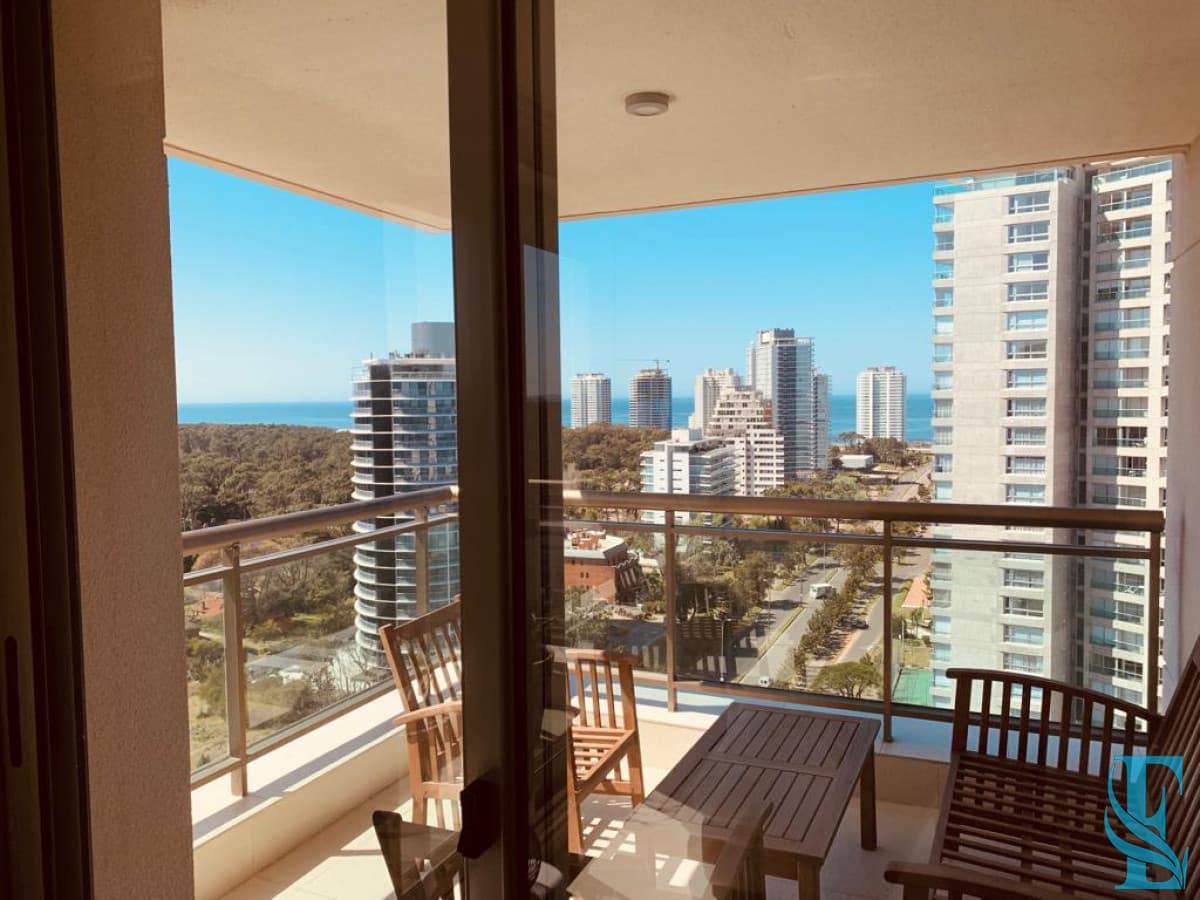 Venta apartamento 3 dormitorios Roosevlet
