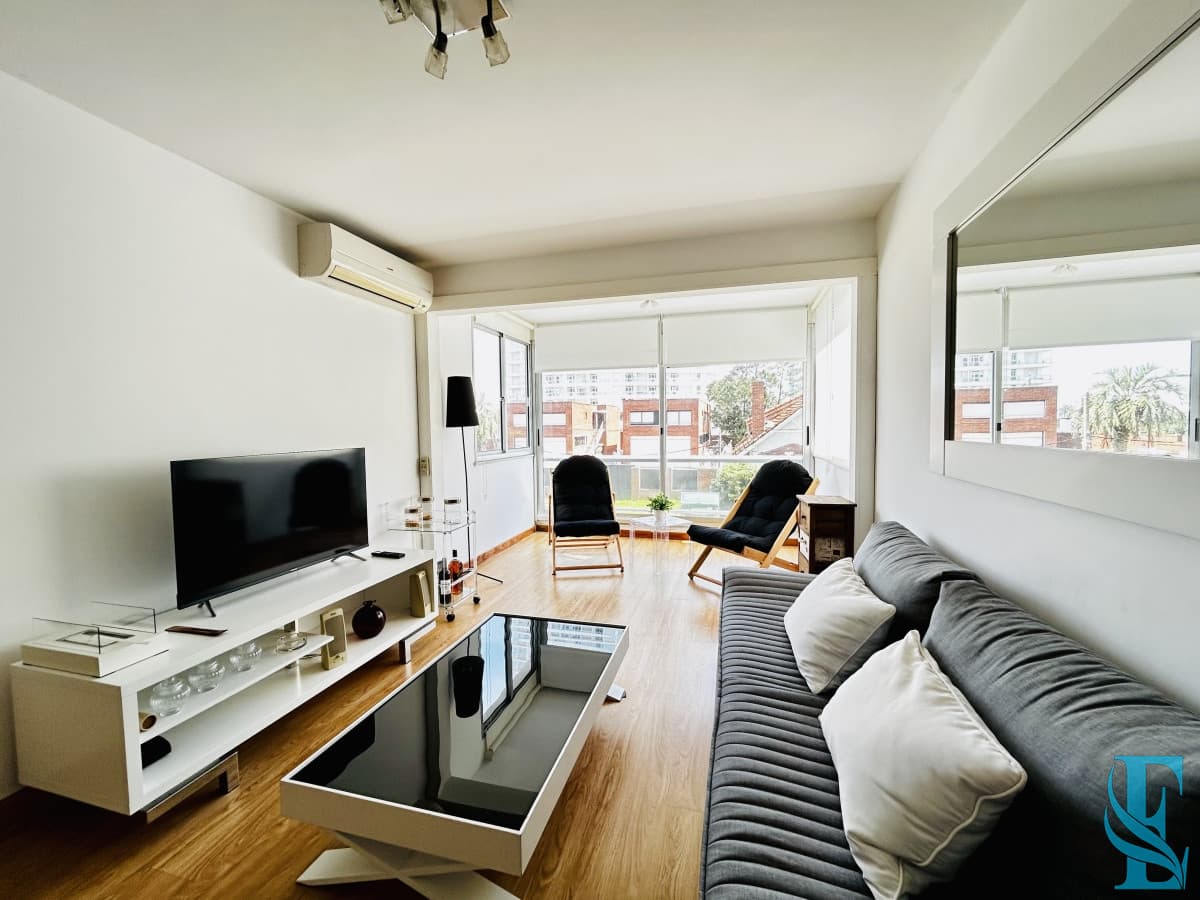 Alquiler apartamento 2 dormitorios con piscina playa mansa