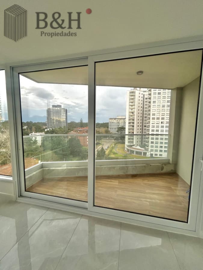 APARTAMENTO A LA VENTA EN AIDY GRILL PUNTA DEL ESTE