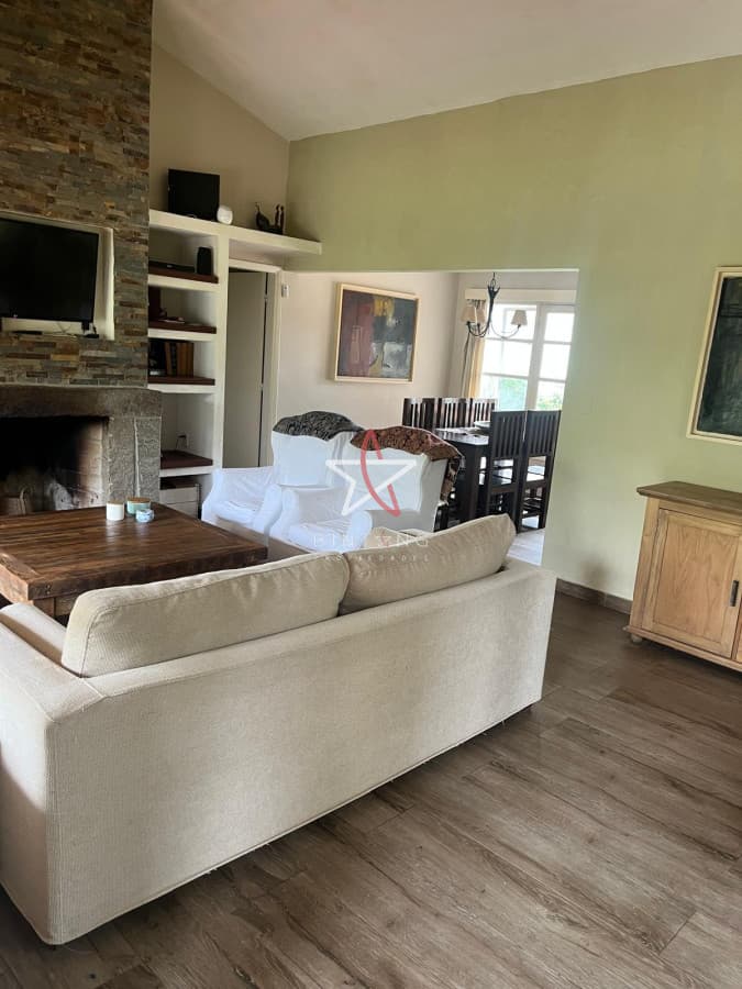 Muy linda casa en la Mansa con piscina  - Bintang Propiedades