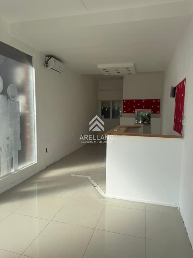 Local Comercial ID.6817 - Local comercial en alquiler en Maldonado