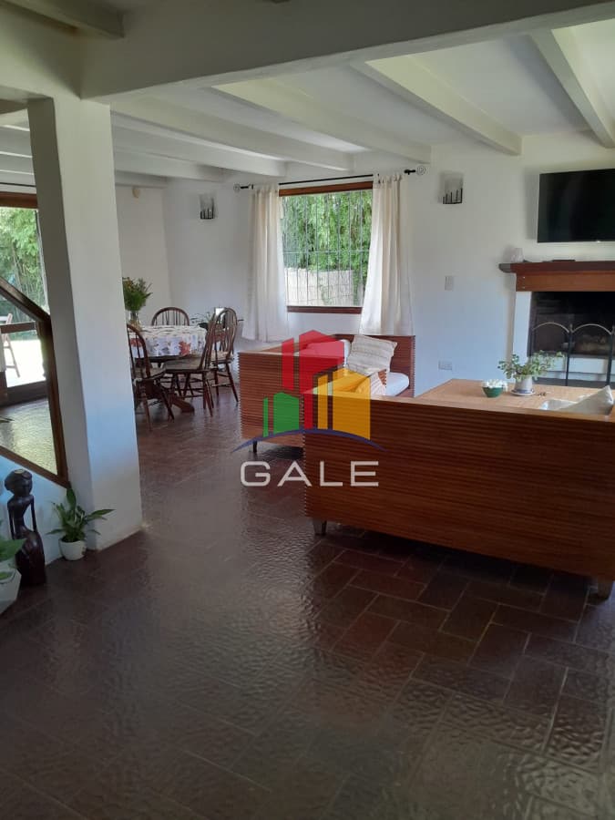 Casa en Pinares totalmente reciclada  -