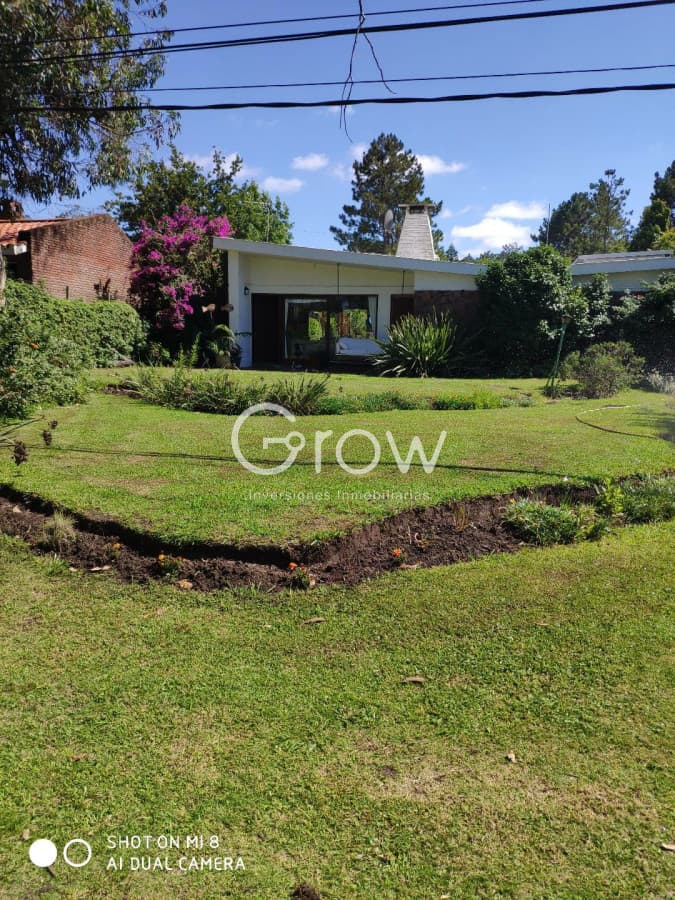 Muy comoda casa en Pinares en venta 4 dormitorios