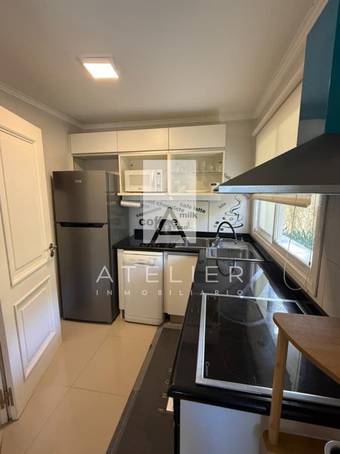 Oportunidad !! con amplia terraza con parrillero y vista al mar