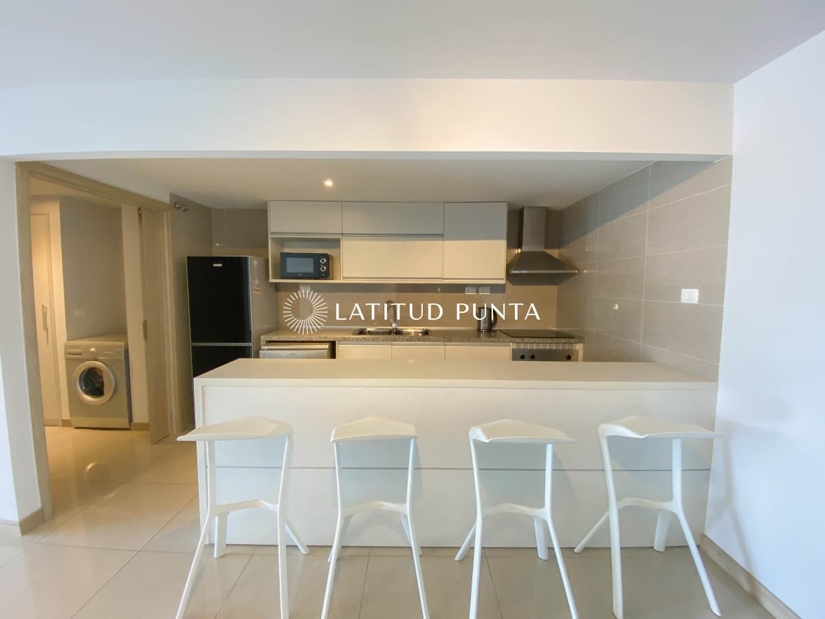 Amplio apartamento en brava, 3 dormitorios