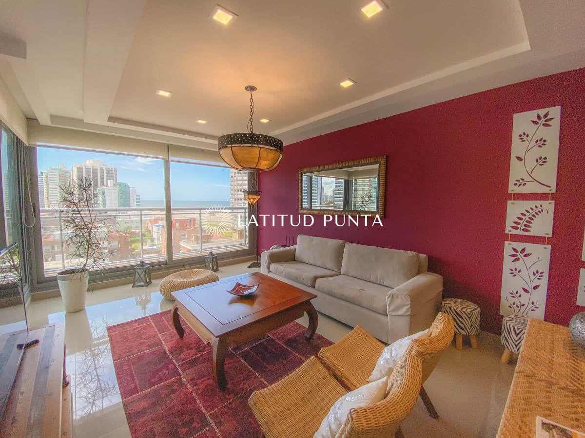 Apartamento en Brava, dos suites mas toilette con vista al mar