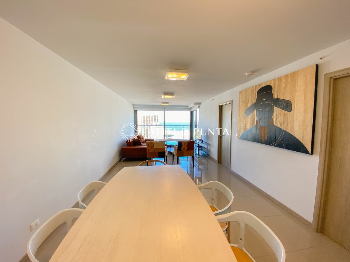 Piso alto con vista brava, dos suites