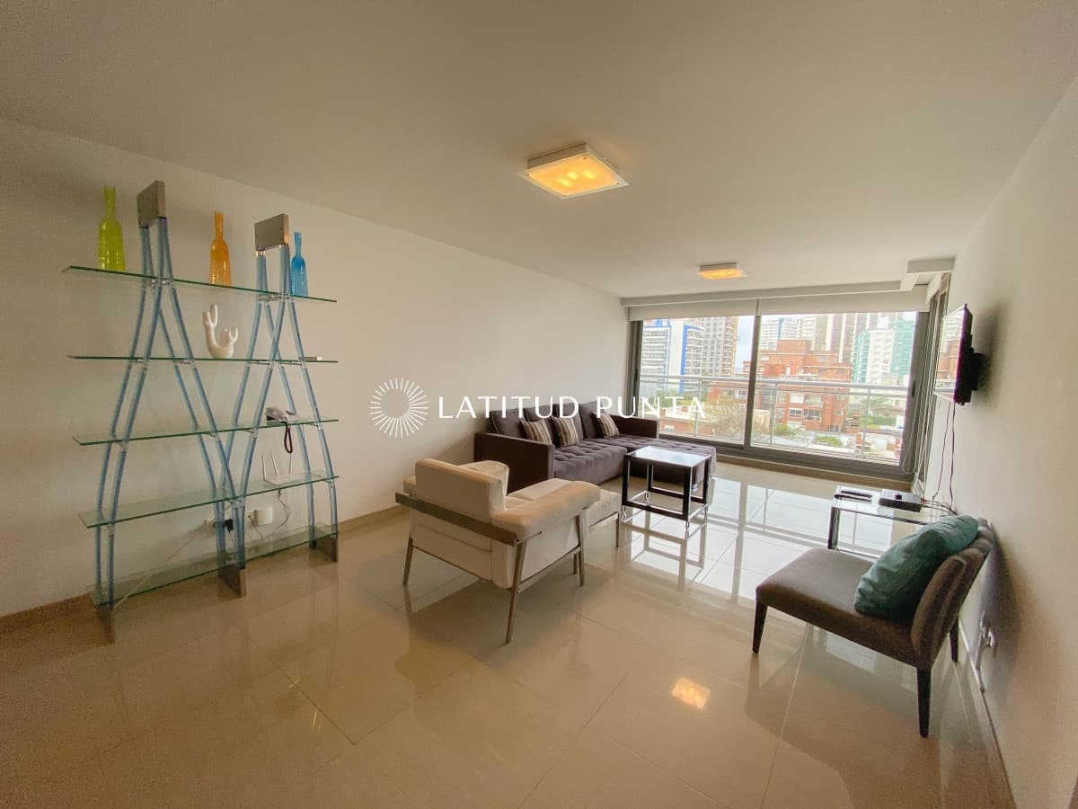 Amplio apartamento en brava, 3 dormitorios