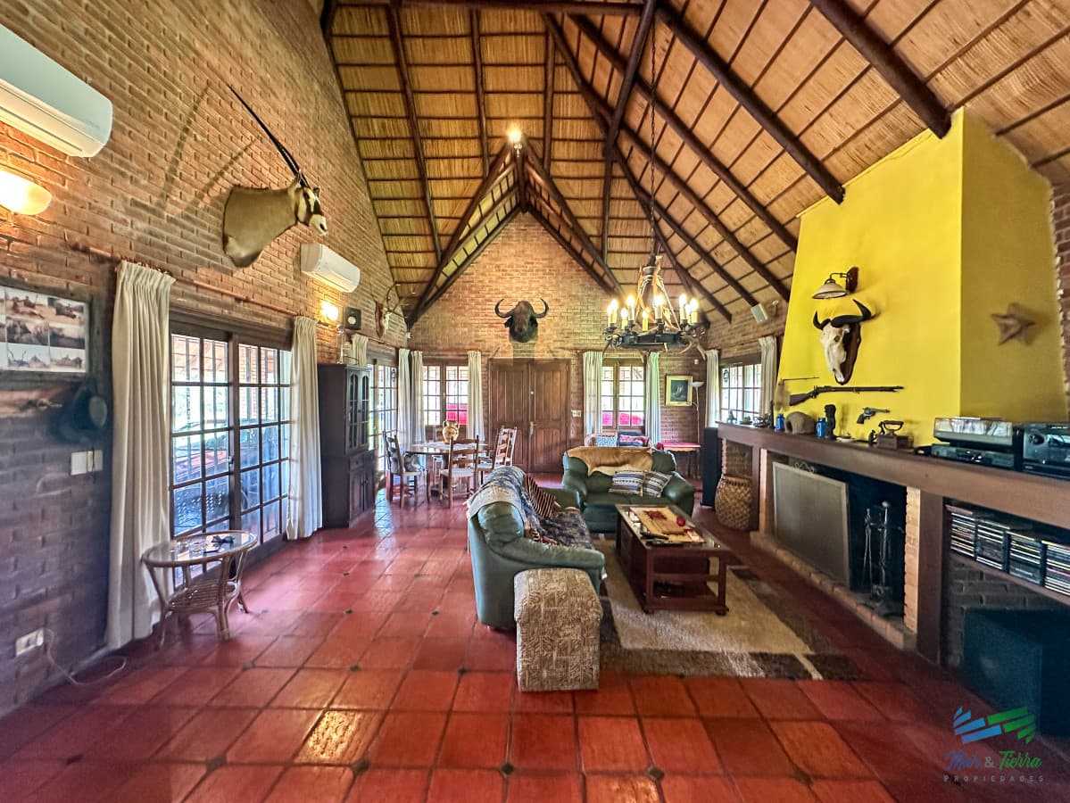 Casa en Jardines de Córdoba, 3 suites más toilette