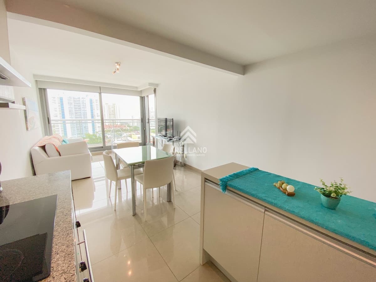 Apartamento ID.1475 - Alquiler apartamento 1 dormitorio y medio con vista y amenities