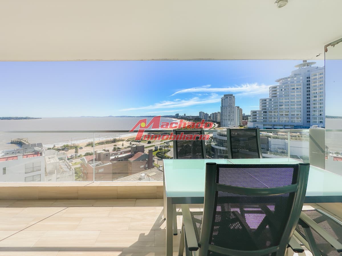 Venta de apartamento playa mansa