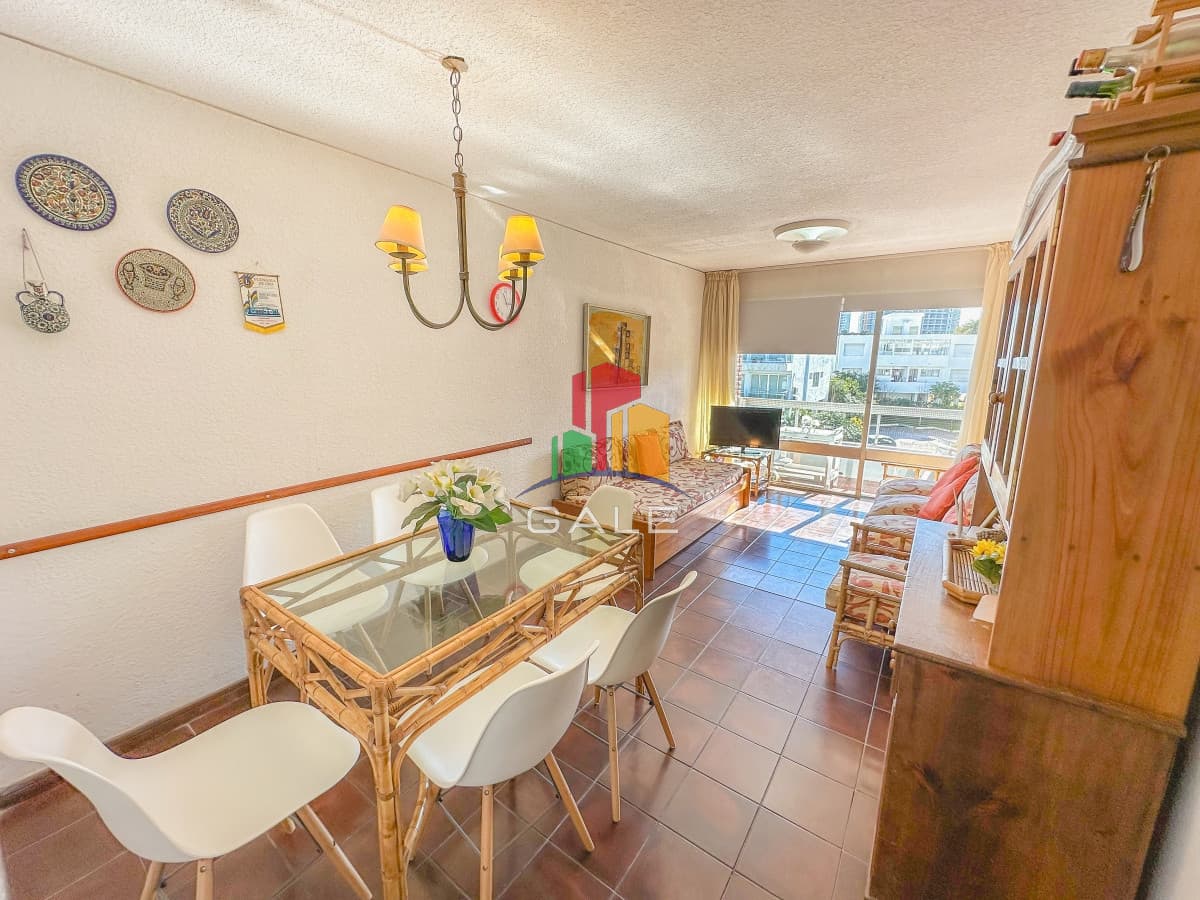 Gale Propiedades & Escribanía Apartamento ID.2586 - Aidy Grill, Apartamento 2 dormitorios, 2 baños, 1 suite