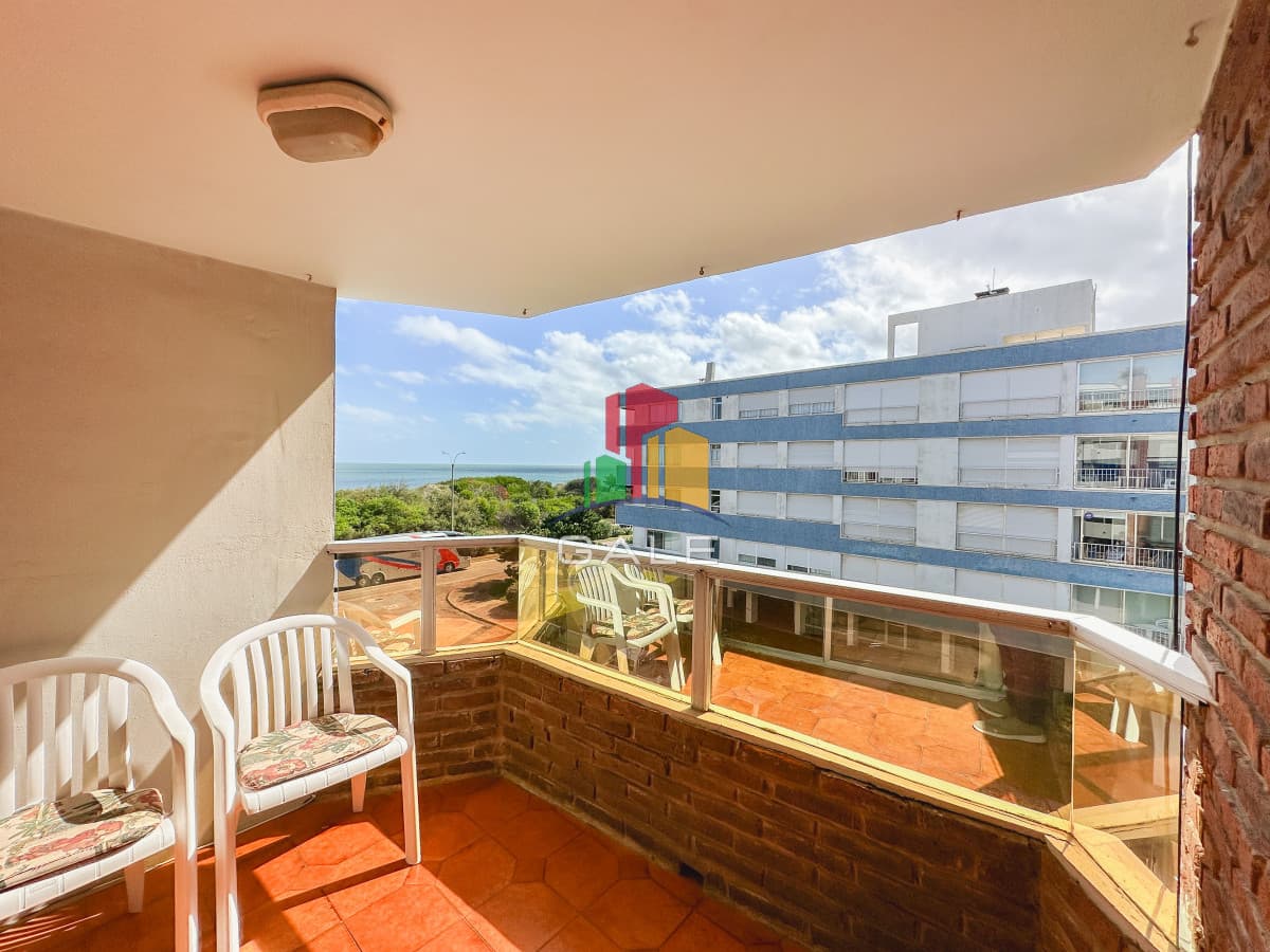 Gale Propiedades & Escribanía Apartamento ID.3911 - Apartamento en Mansa, 3 dormitorios y parrillero