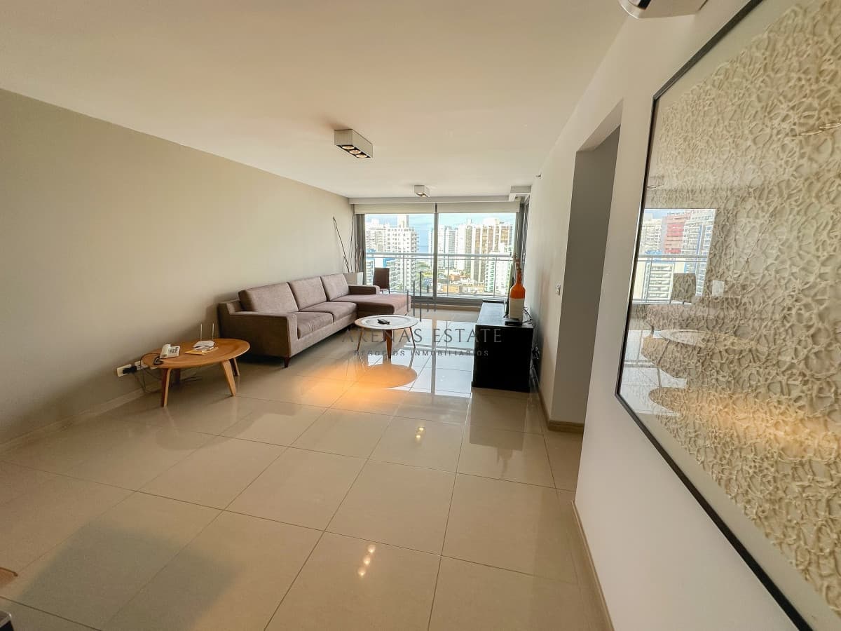 Apartamento ID.4377 - Piso alto en Brava, 3 dormitorios