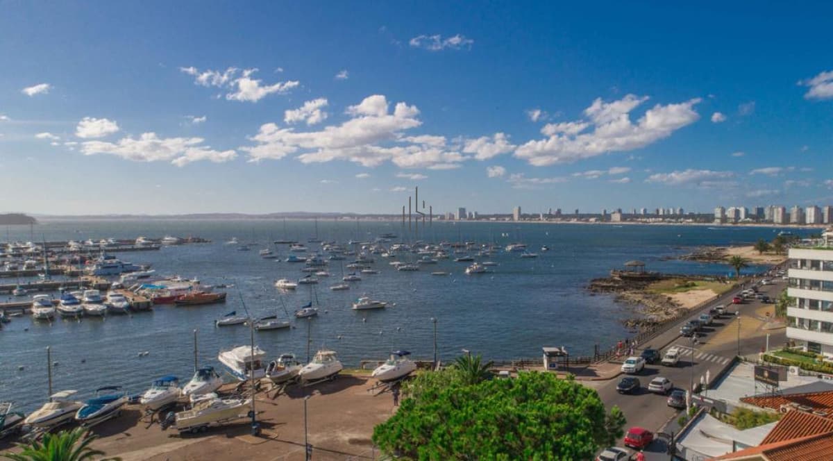 Apartamento ID.749 - Apartamento en venta frente al Puerto, Punta del Este