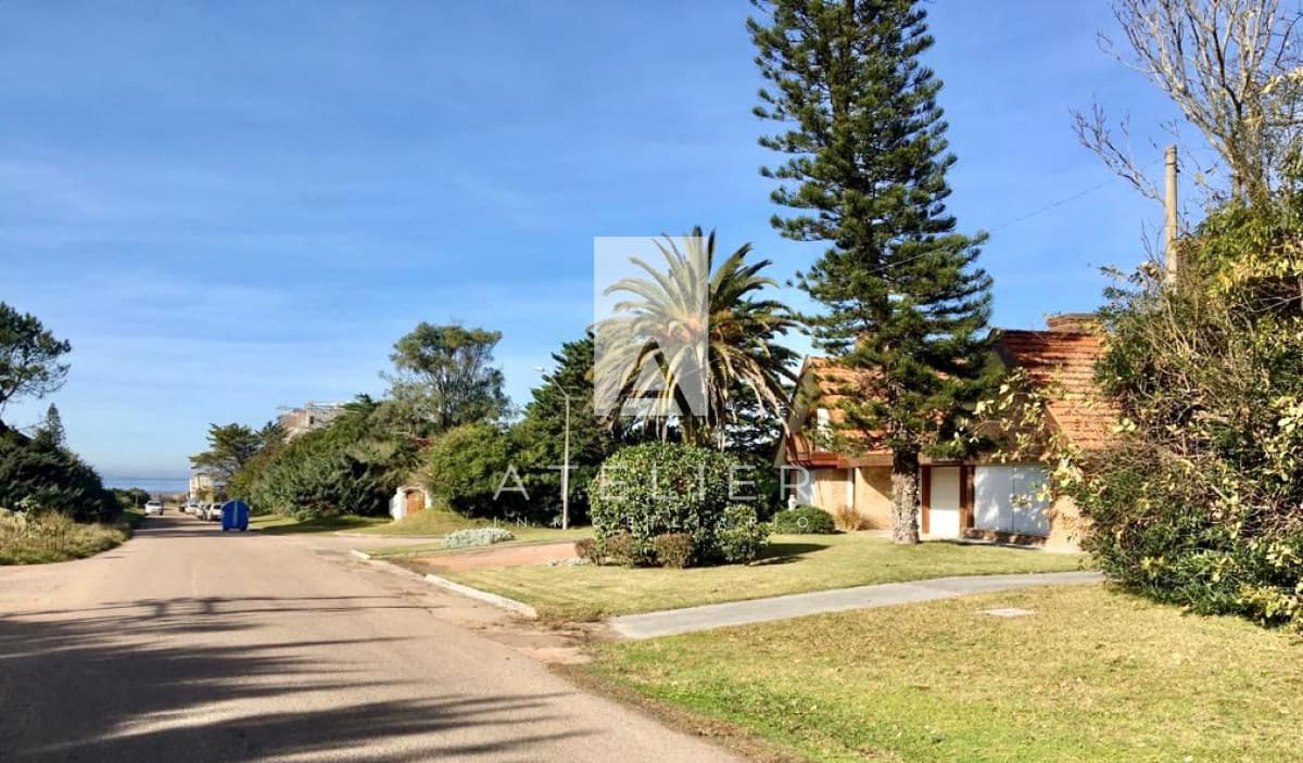 Venta de terreno en San Rafael a pasos de la playa.